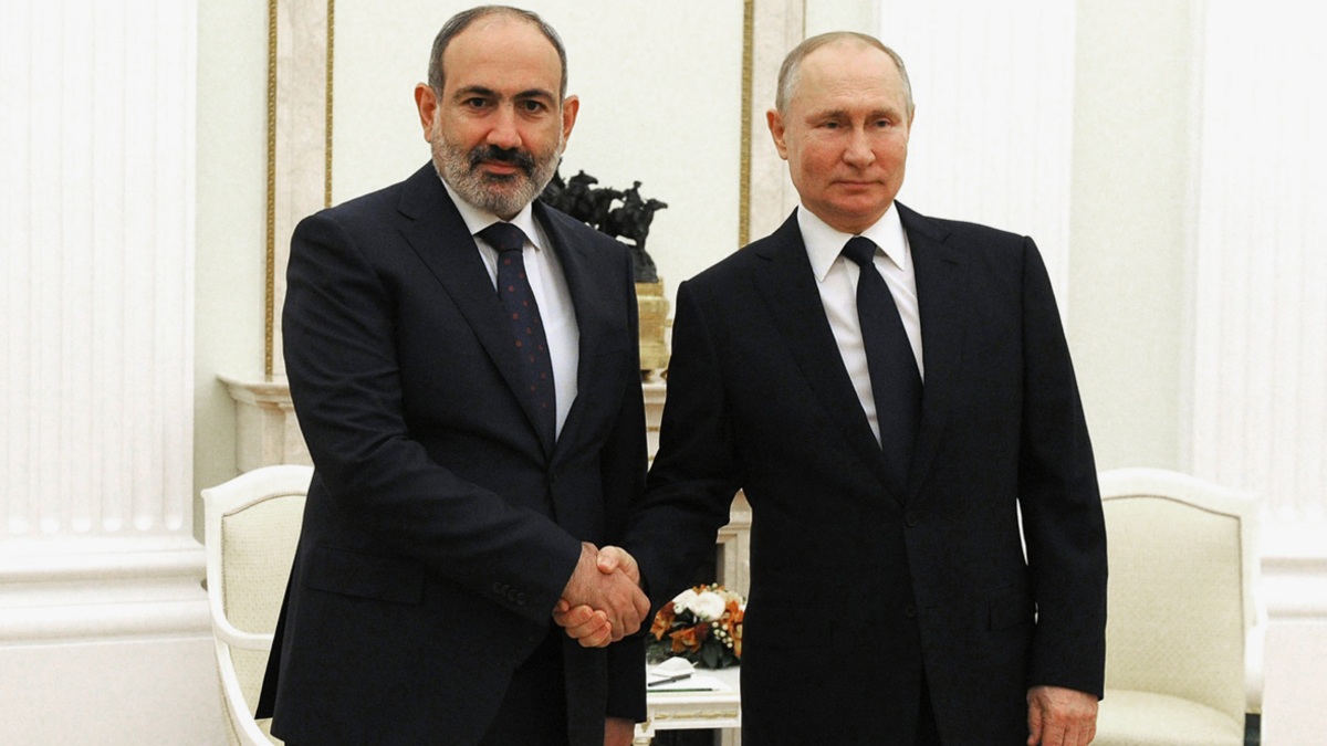 Никол Пашинян и Владимир Путин