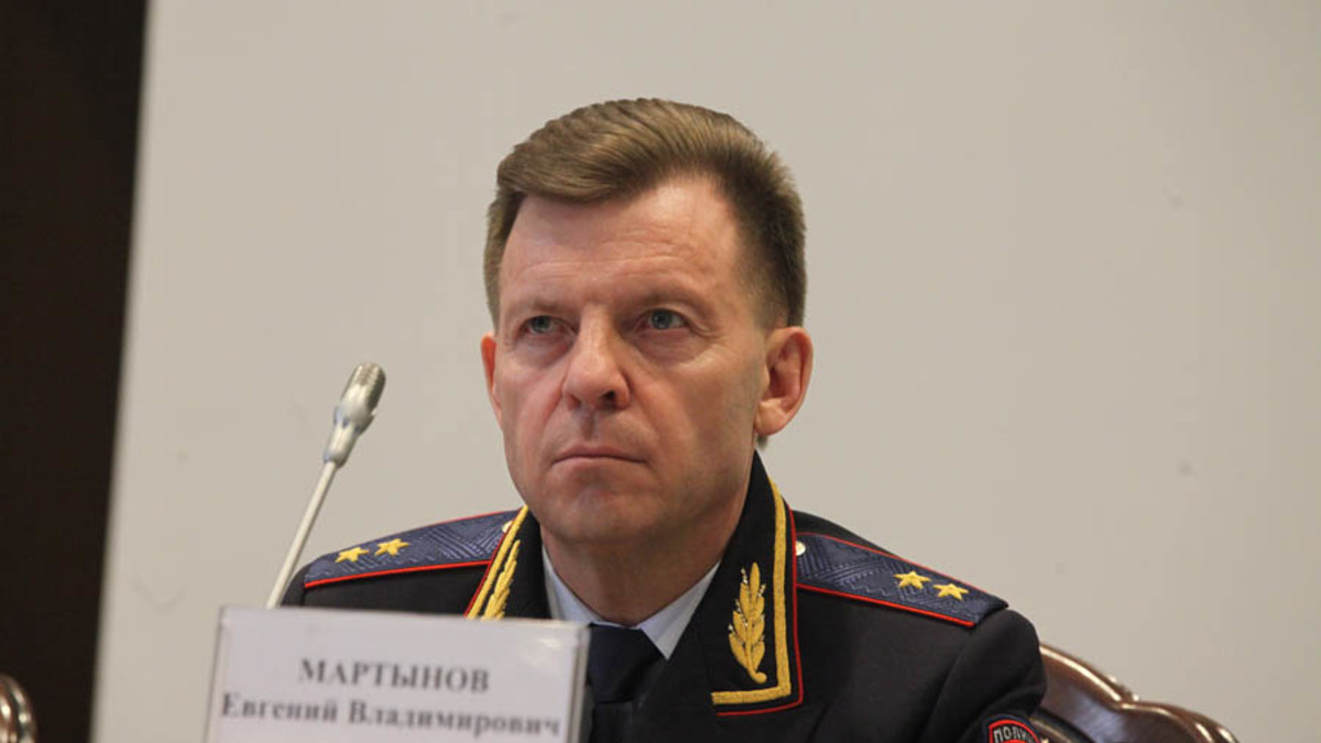 Евгений Мартынов.