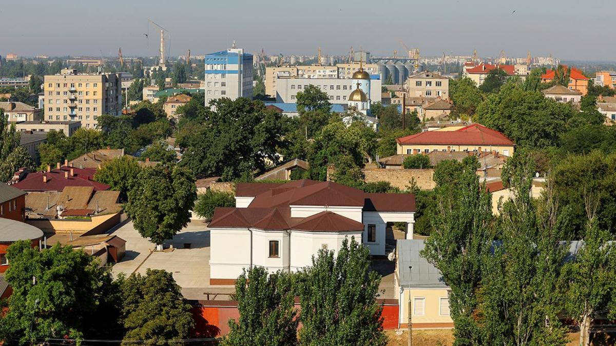 Байланған және аузын байлап алған қыздардың суреттері