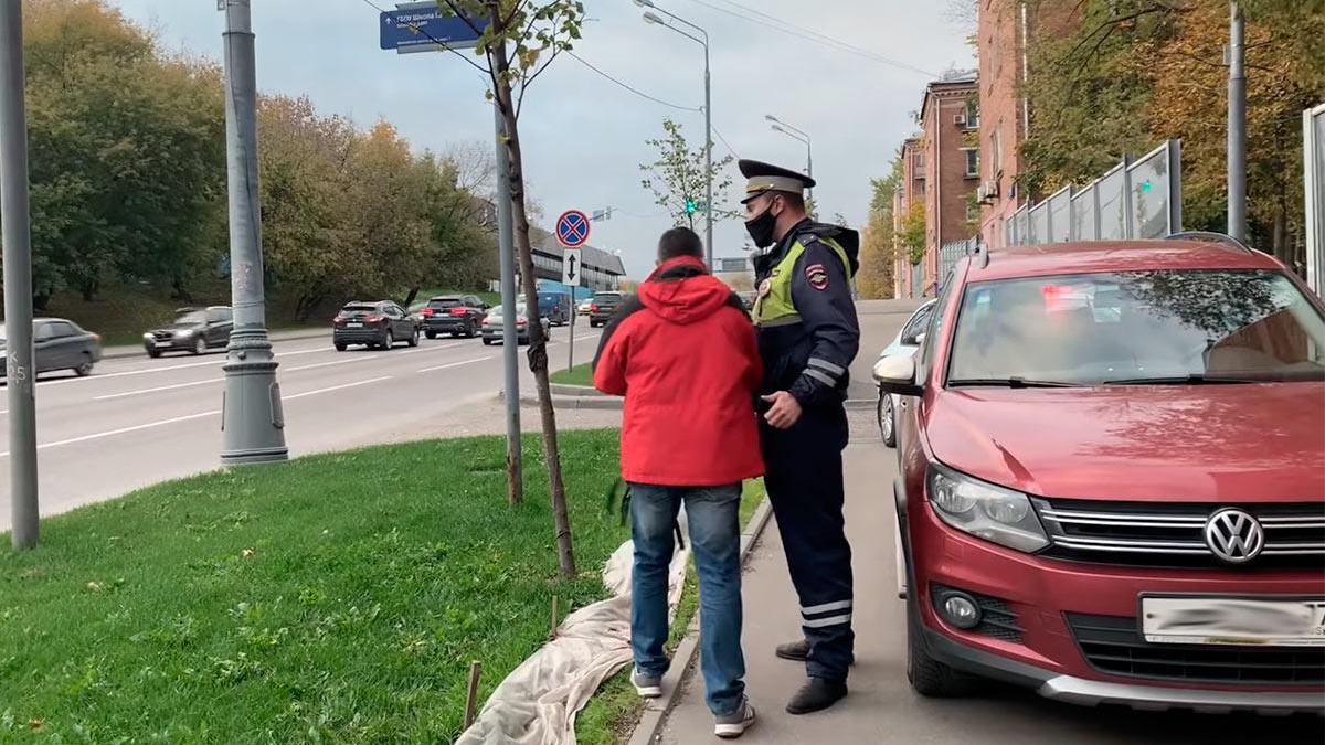 езда по тротуару на машине какой штраф (93) фото