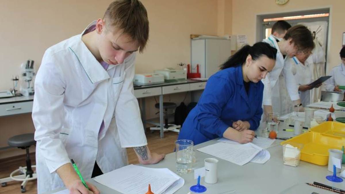 Фото: С сайта Дзержинского химического техникума