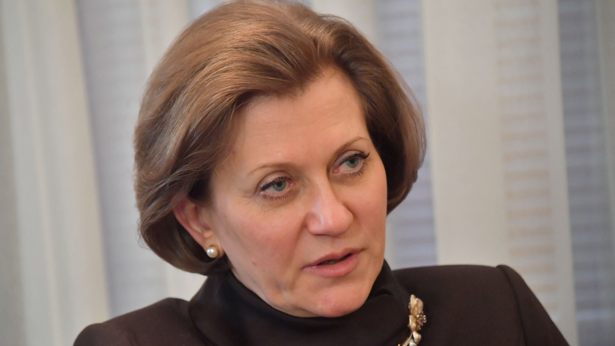 Анна Попова