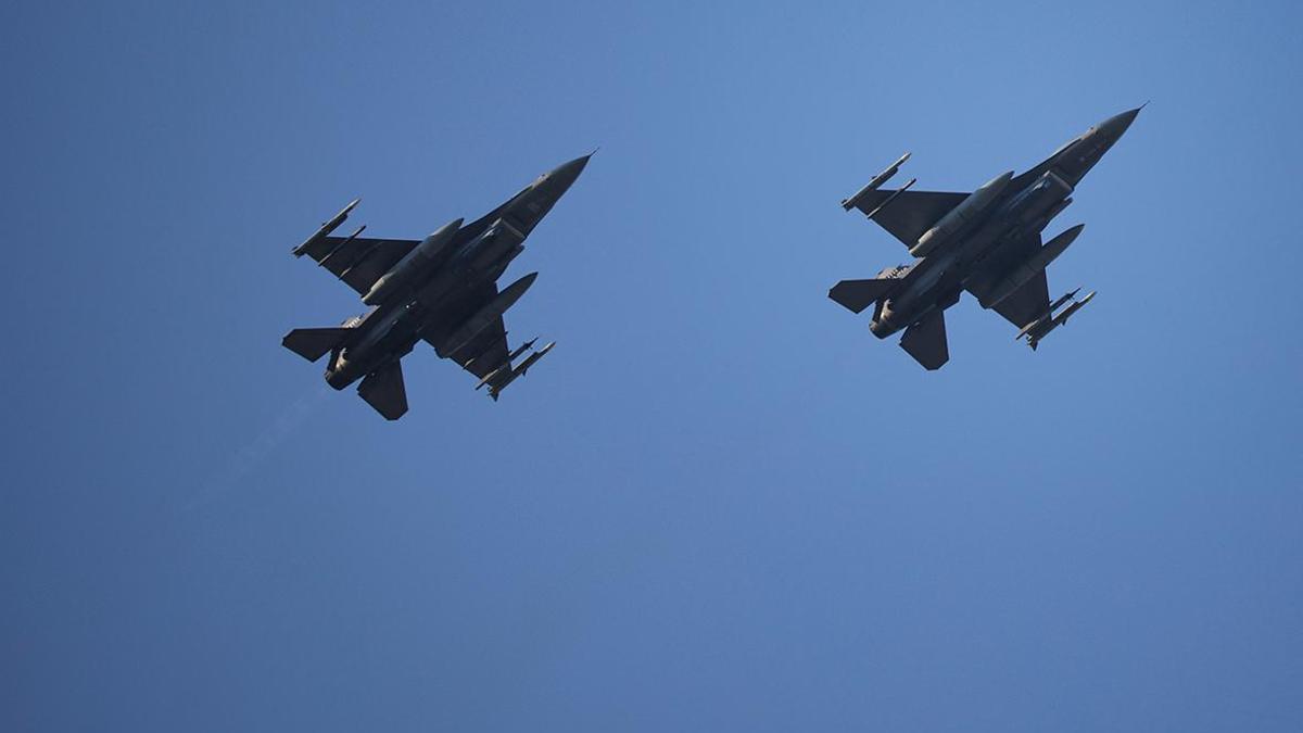 Истребители F-16