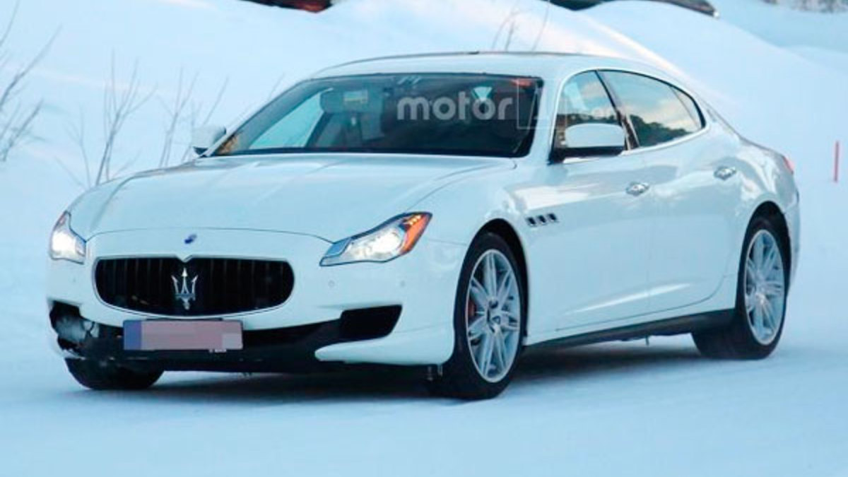 Рестайлинговая версия седана Maserati Quattroporte впервые замечена на  тестах :: Autonews