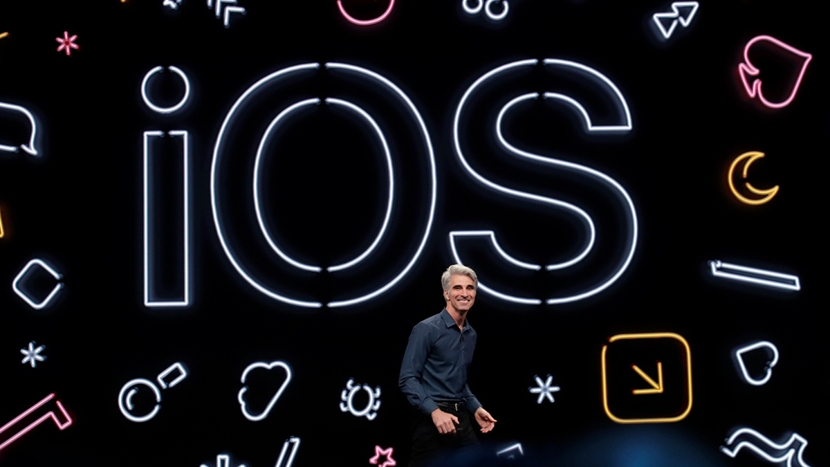 Cтарший вице-президент Apple по разработке программного обеспечения Крейг Федериги
