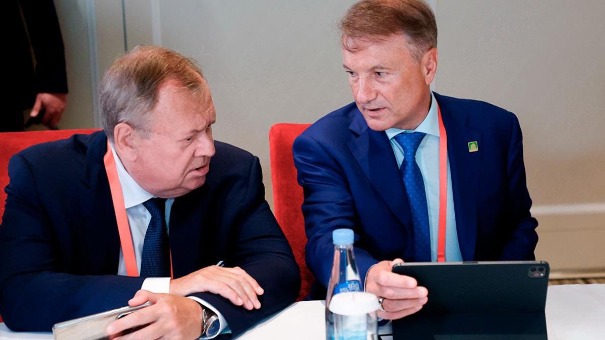 Андрей Костин и Герман Греф