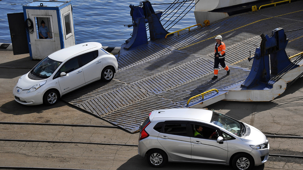 Правительство упростило порядок ввоза автомобилей из-за границы — РБК