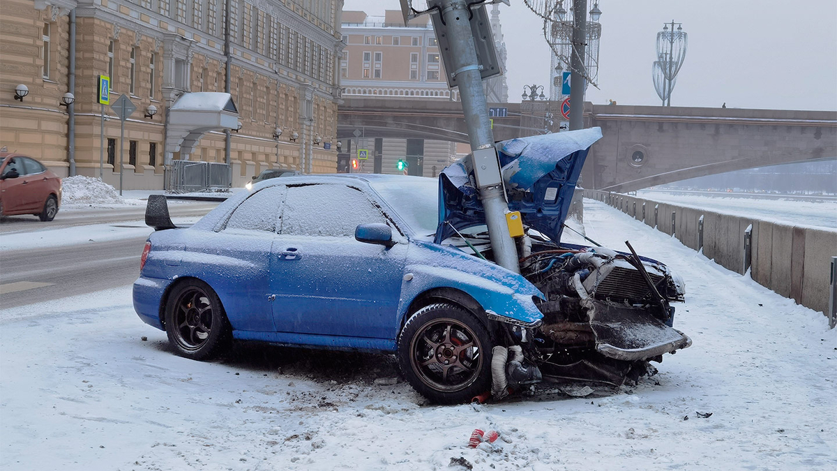 Как вести себя на зимней дороге. Инструкция :: Autonews