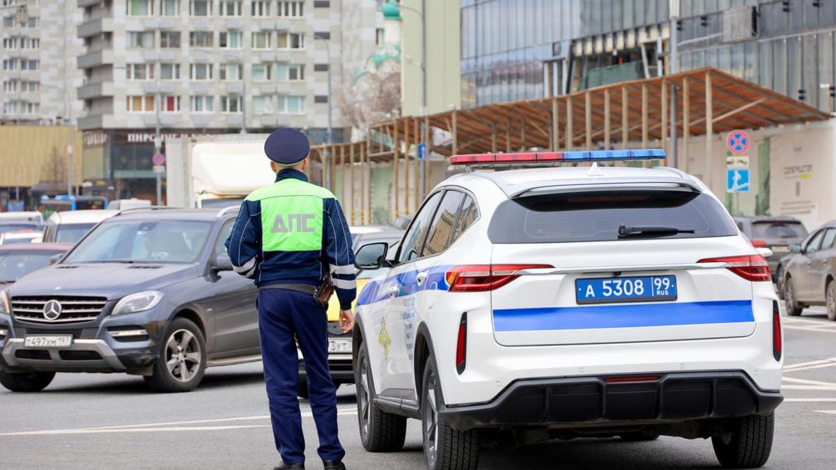 Приставы передали изъятые за пьяную езду машины на нужды военной операции —  РБК