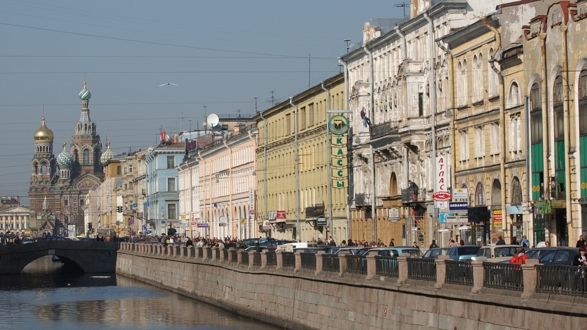 В здании бывших железнодорожных касс в центре Петербурга откроют отель — РБК