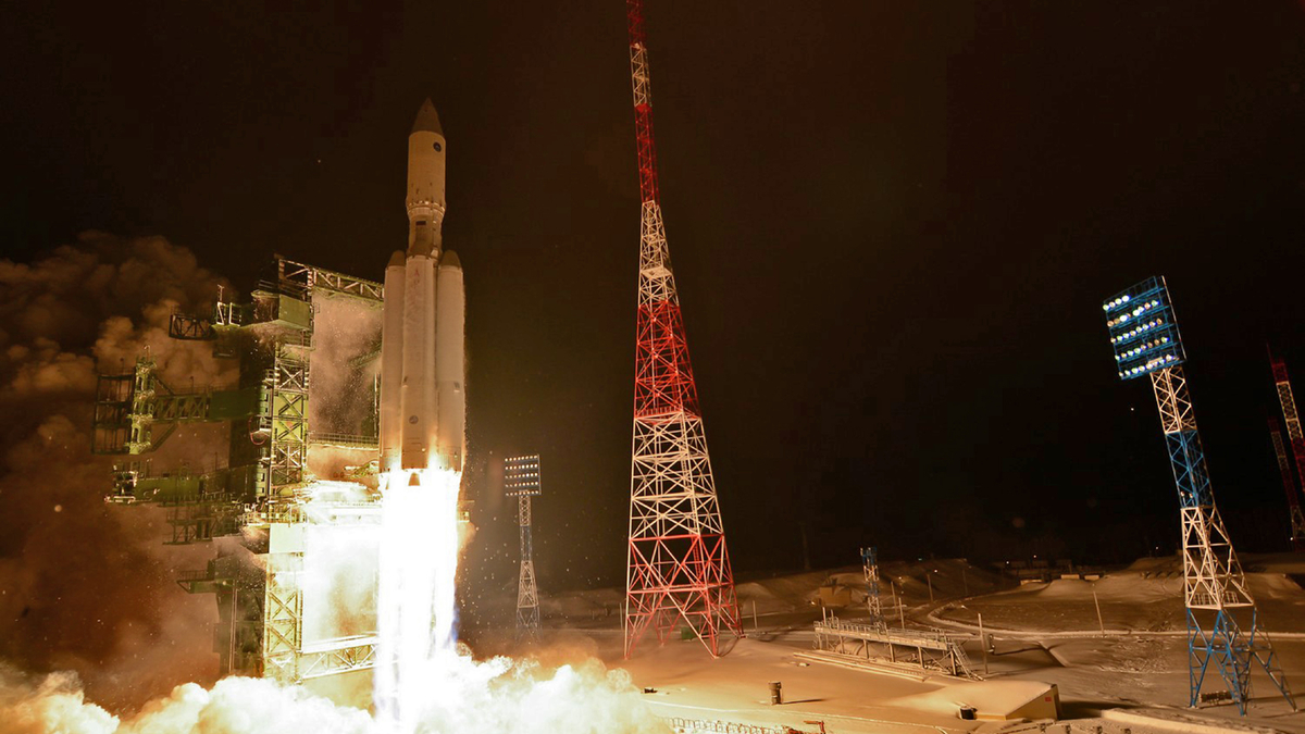 Старт ракеты-носителя &laquo;Ангара-А5&raquo; на космодроме Плесецк. 2014 год