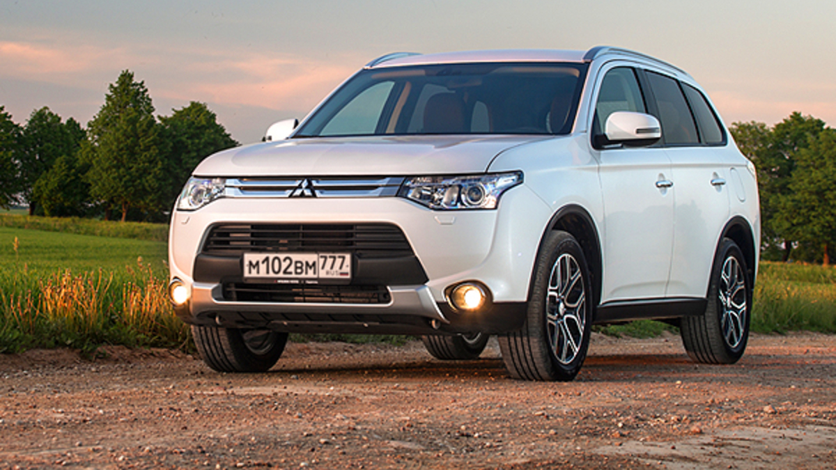 Лишняя деталь. Тест-драйв Mitsubishi Outlander :: Autonews