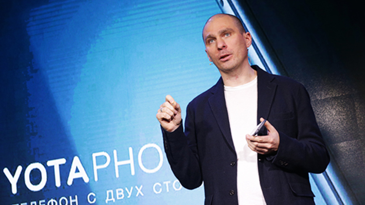 Генеральный директор Yota Devices Владислав Мартынов