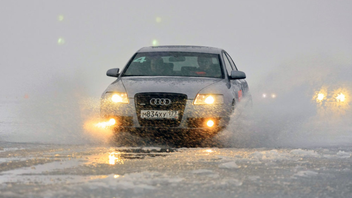 Основы зимнего вождения со школой Quattro :: Autonews