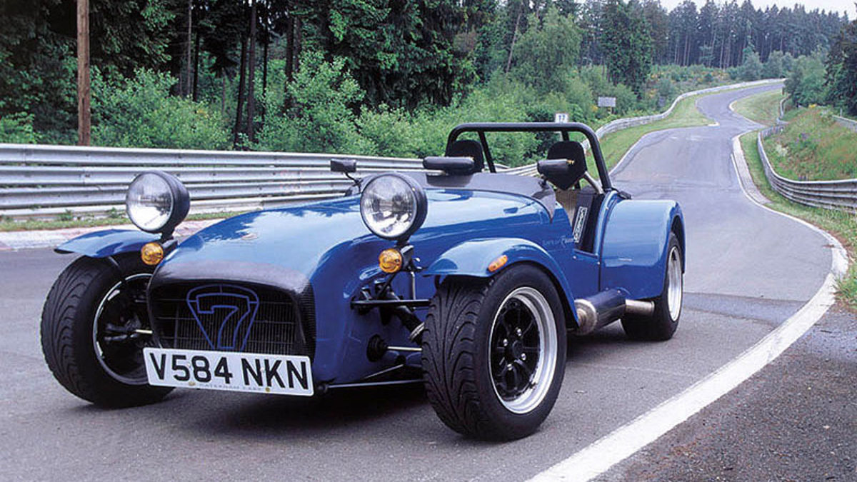 Caterham устраивает распродажу автомобилей :: Autonews