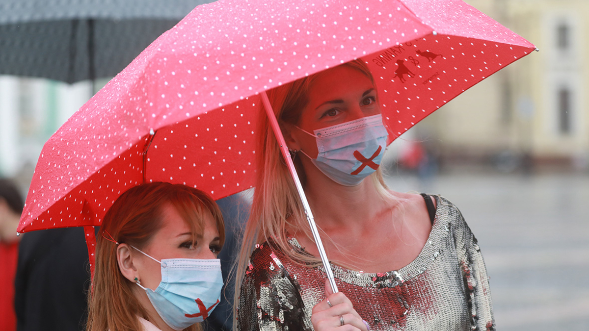 В Госдуме предложили разрешить ношение масок на митингах и пикетах — РБК