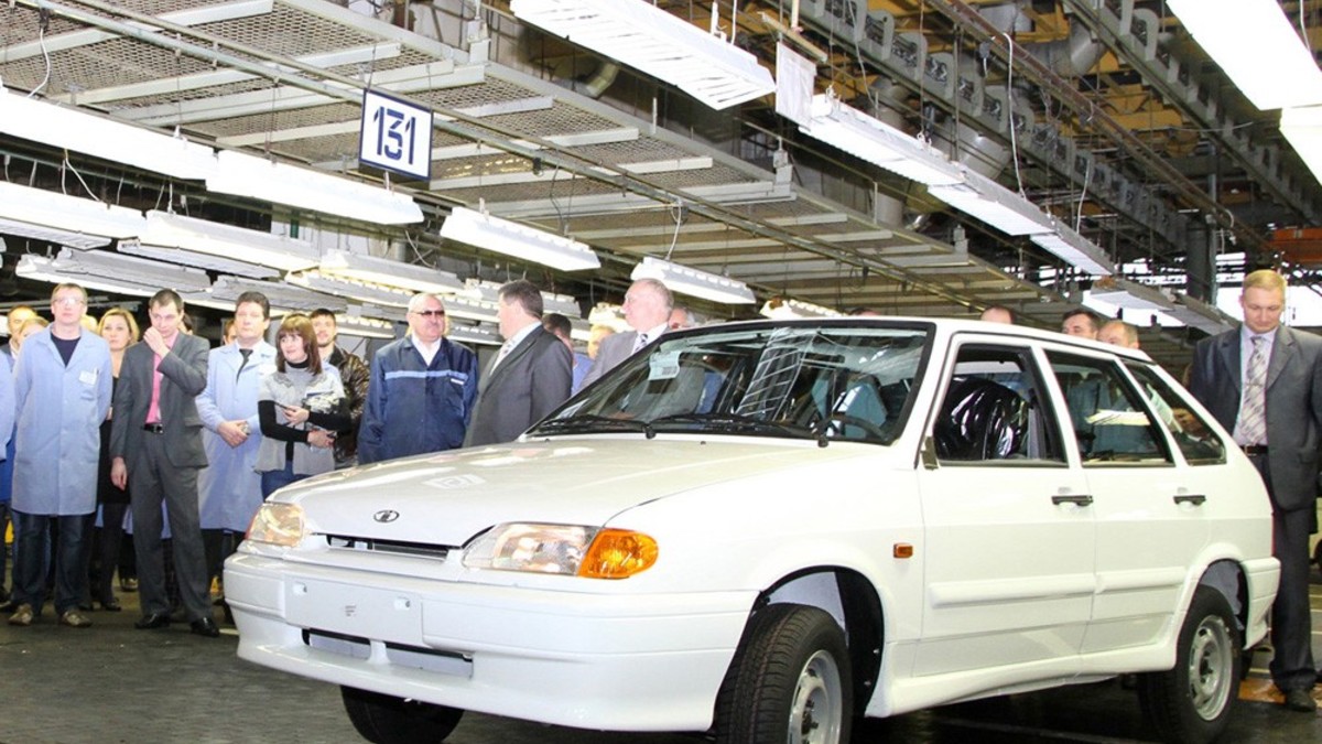 Конец эпохи: АВТОВАЗ полностью прекратил выпуск Lada Samara — РБК