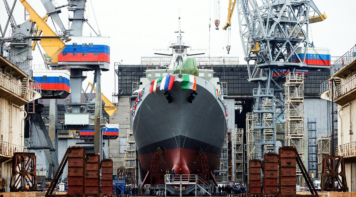Церемония спуска на воду фрегата Tushil