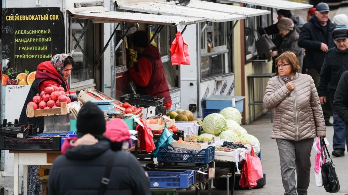 В Тюмени на ул. Чаплина снесут здания. Что будет с рынком «Южный» — РБК