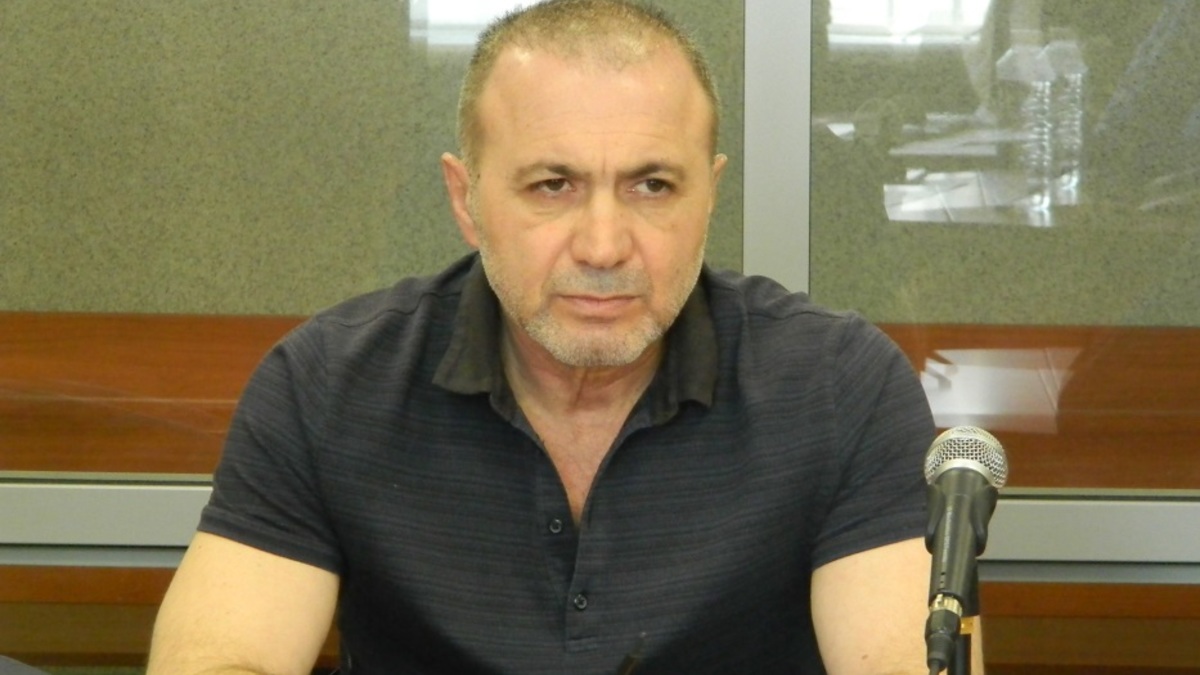 Владимир Газарян