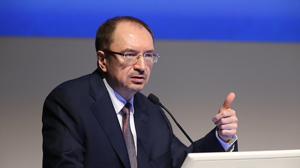 Ректор Санкт-Петербургского государственного университета Николай Кропачев