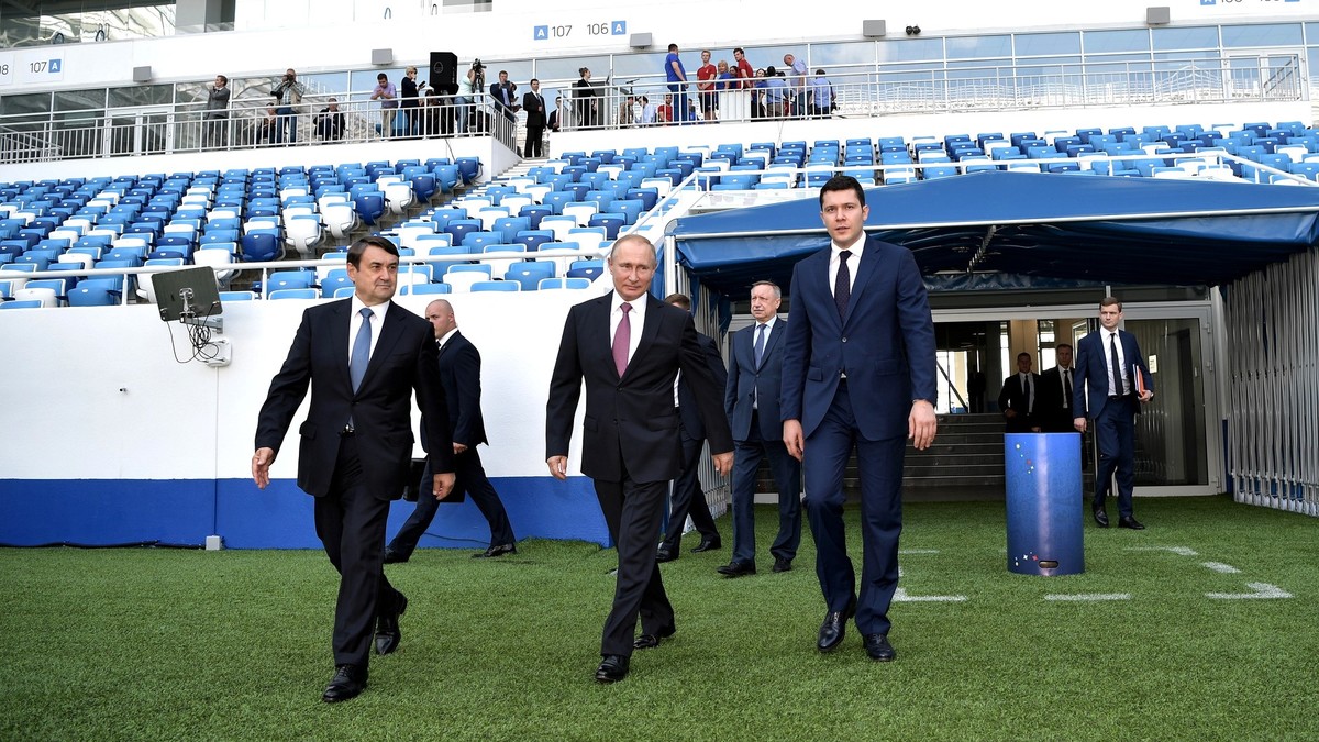 Владимир Путин на стадионе «Калининград»