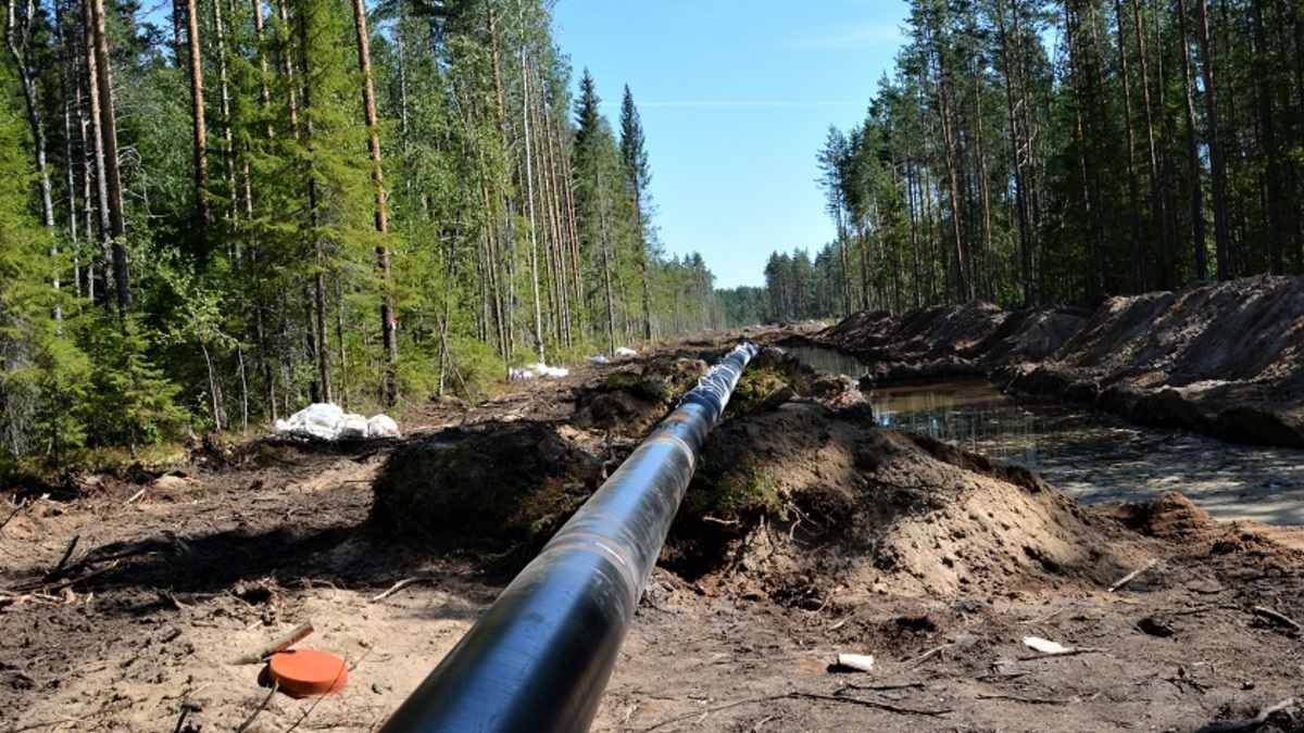 12 километров по газопроводу. Карелия газопровод. Стройка трубопровода. Газификация Карелии. Газопровод фото.