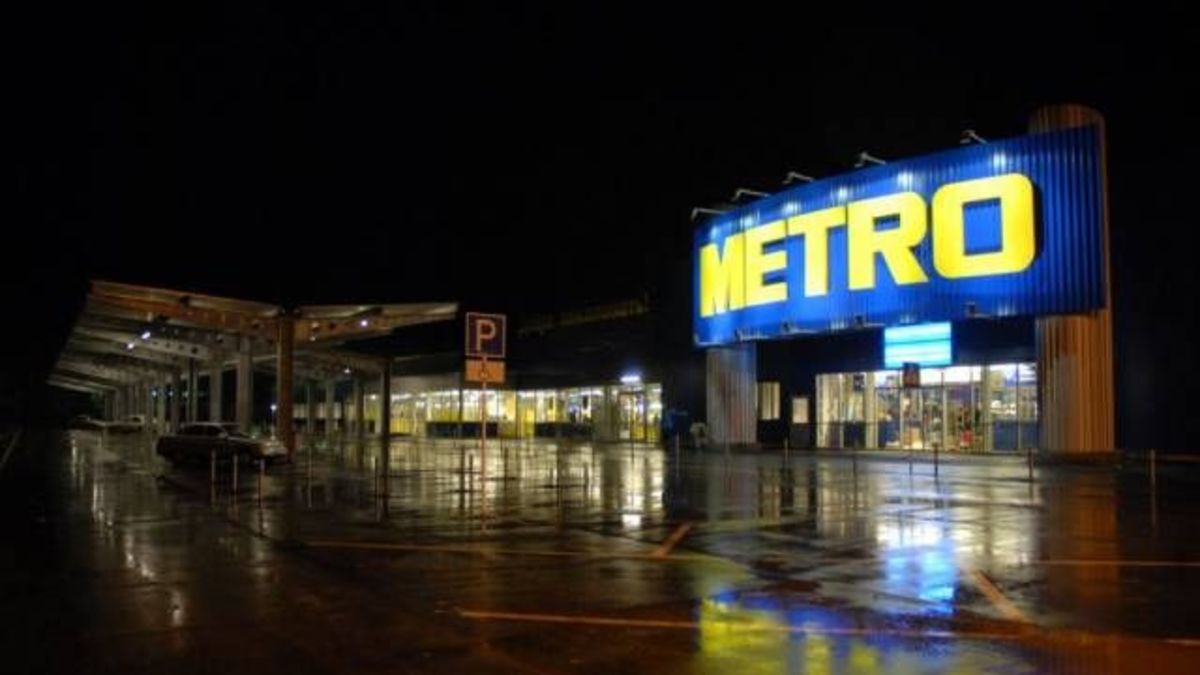 В Перми выставлен на продажу земельный участок за торогвым центром Metro