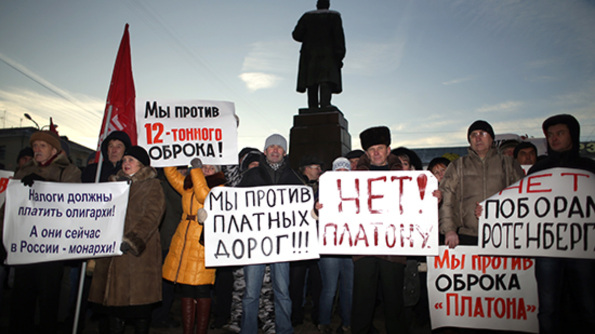 Дальнобойщики продолжили марш на Москву объездными дорогами — РБК