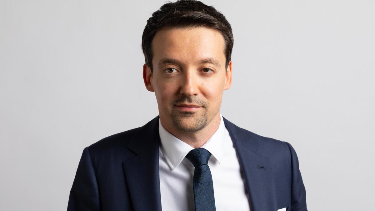 Павел Вешаев