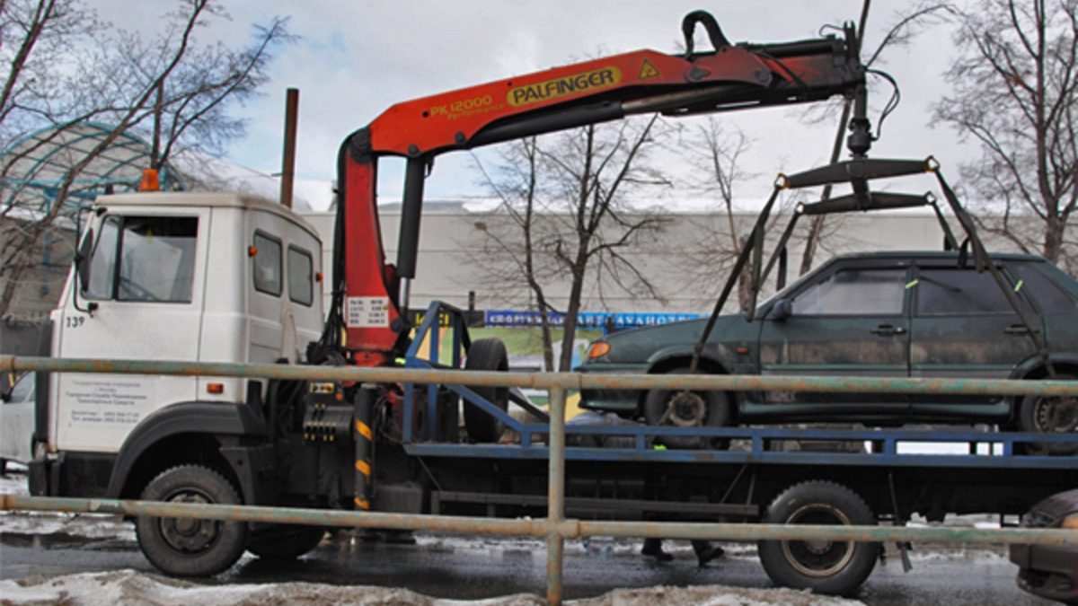 В Новой Москве пассажир автомобиля погиб при эвакуации :: Autonews