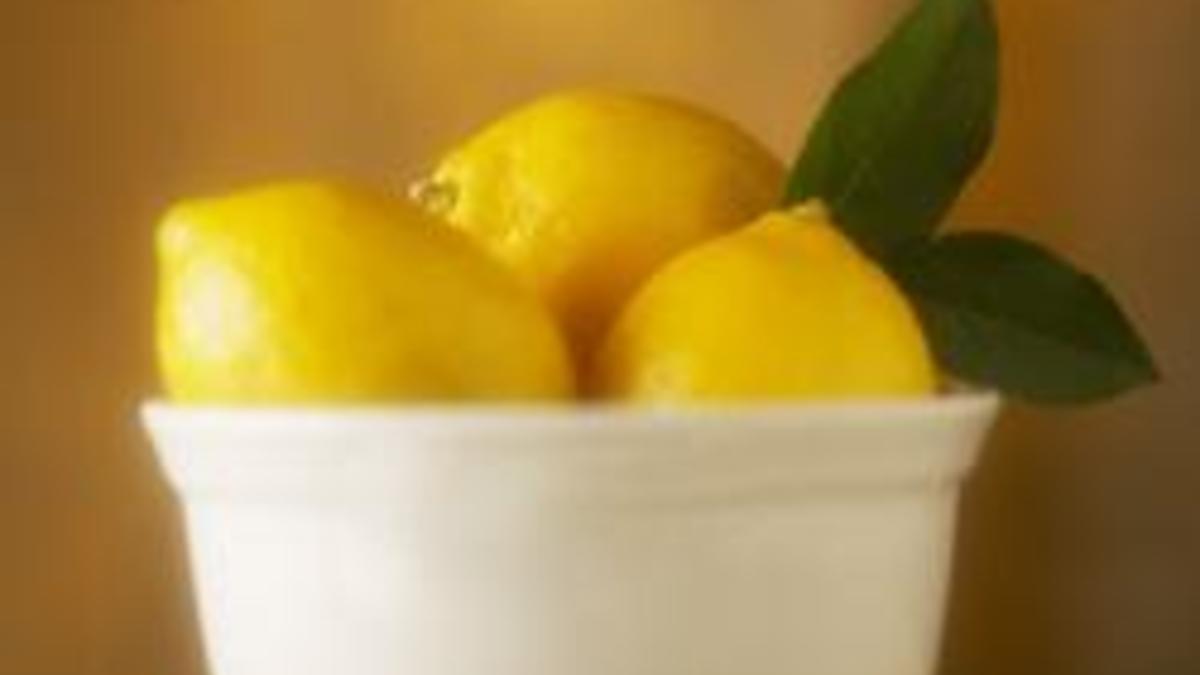 Можно ли употреблять лимон при беременности
