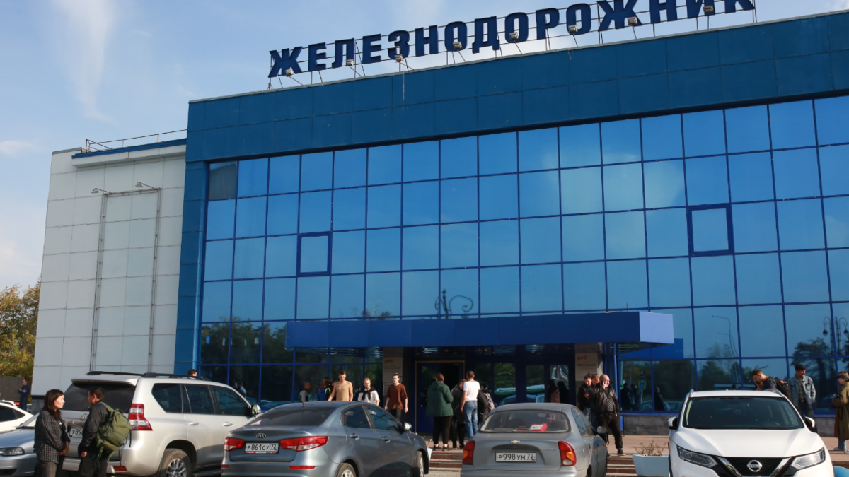 Очередная партия призывников по мобилизации собралась у ДК «Железнодорожник».