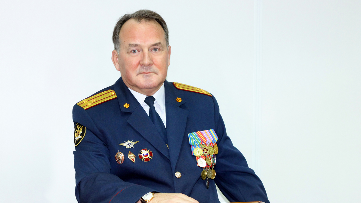 Геннадий Казаков