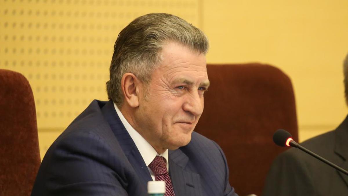 председатель областного парламента Андрей Шимкив (Фото: пресс-служба Заксобрания Новосибирской области)