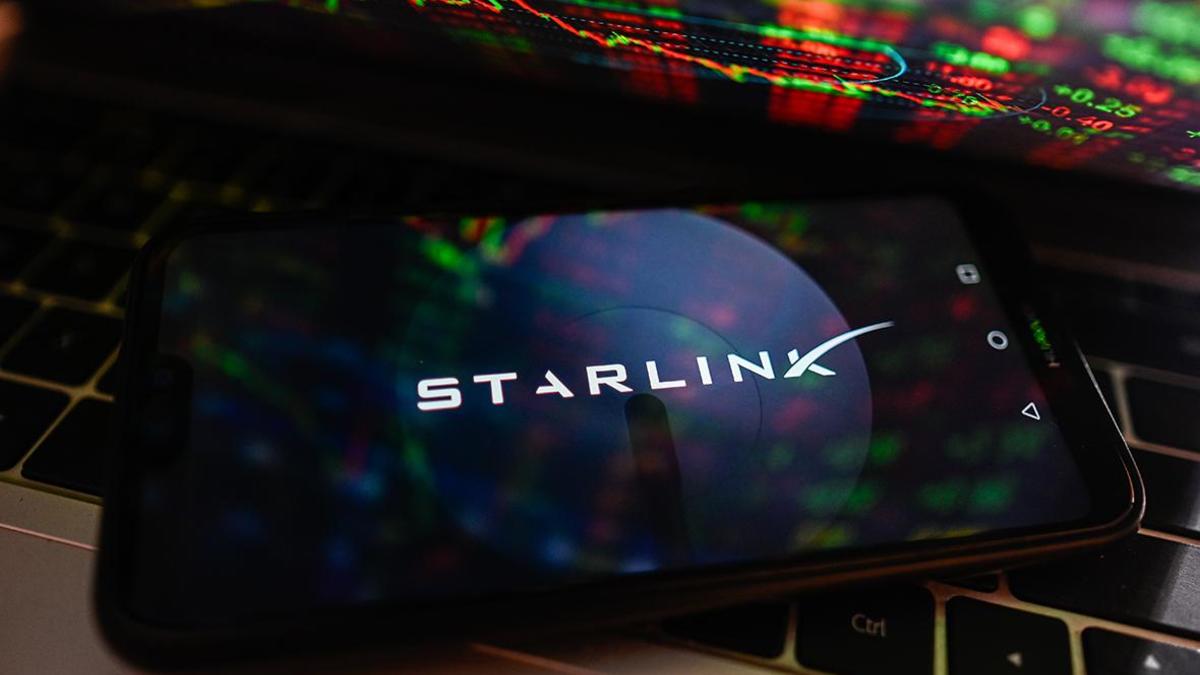 Пентагон раскрыл объем выплат SpaceX за поставку Starlink на Украину — РБК