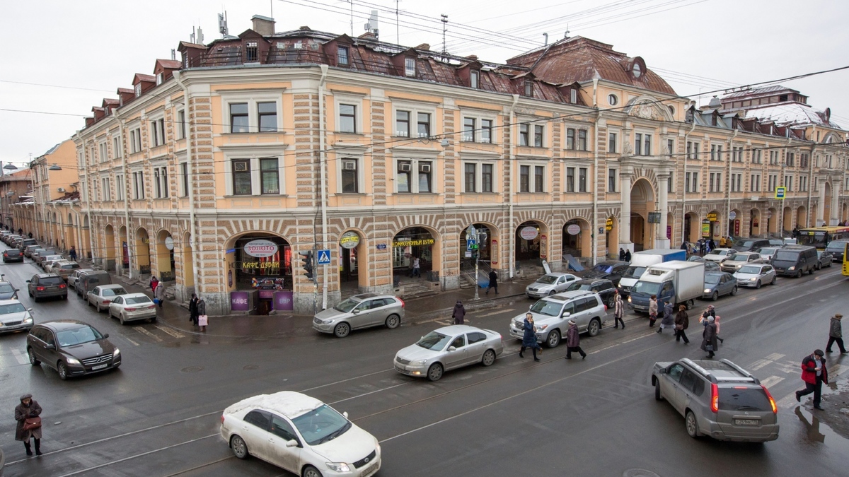 Петербург нашёл инвестора, готового спасти Апраксин двор — РБК