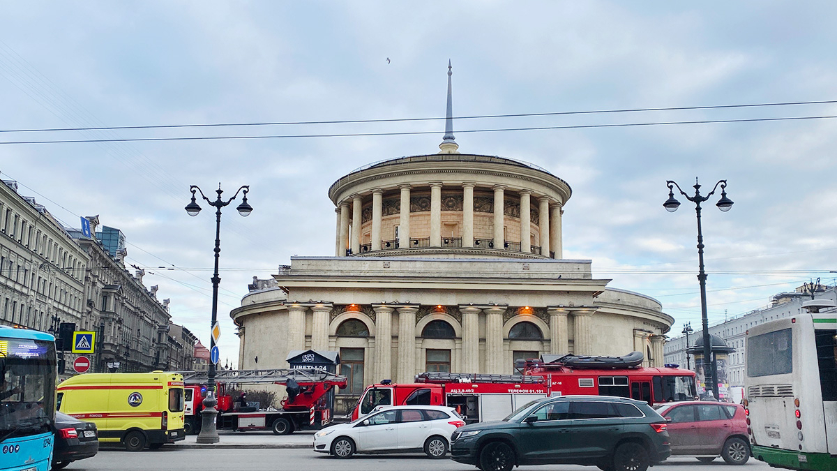 Коллапс на синей линии метро Петербурга устранен - Аргументы Недели. Санкт-Петербург