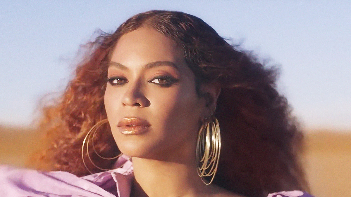 Фото: Beyoncé - SPIRIT (From Disney's "The Lion King" - Official Video)