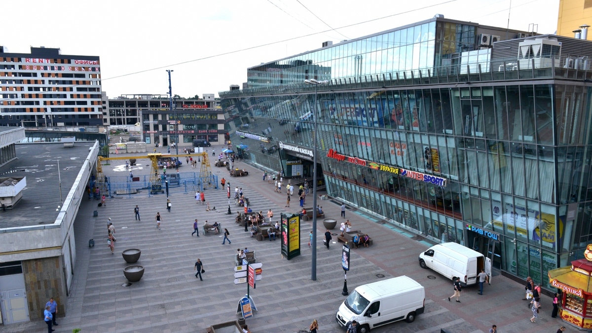 В Санкт-Петербурге на 11 месяцев закроют одну из станций метро — РБК