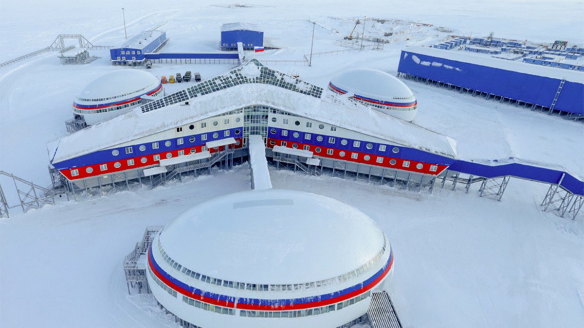 База Минобороны России «Арктический трилистник». Фоторепортаж — РБК