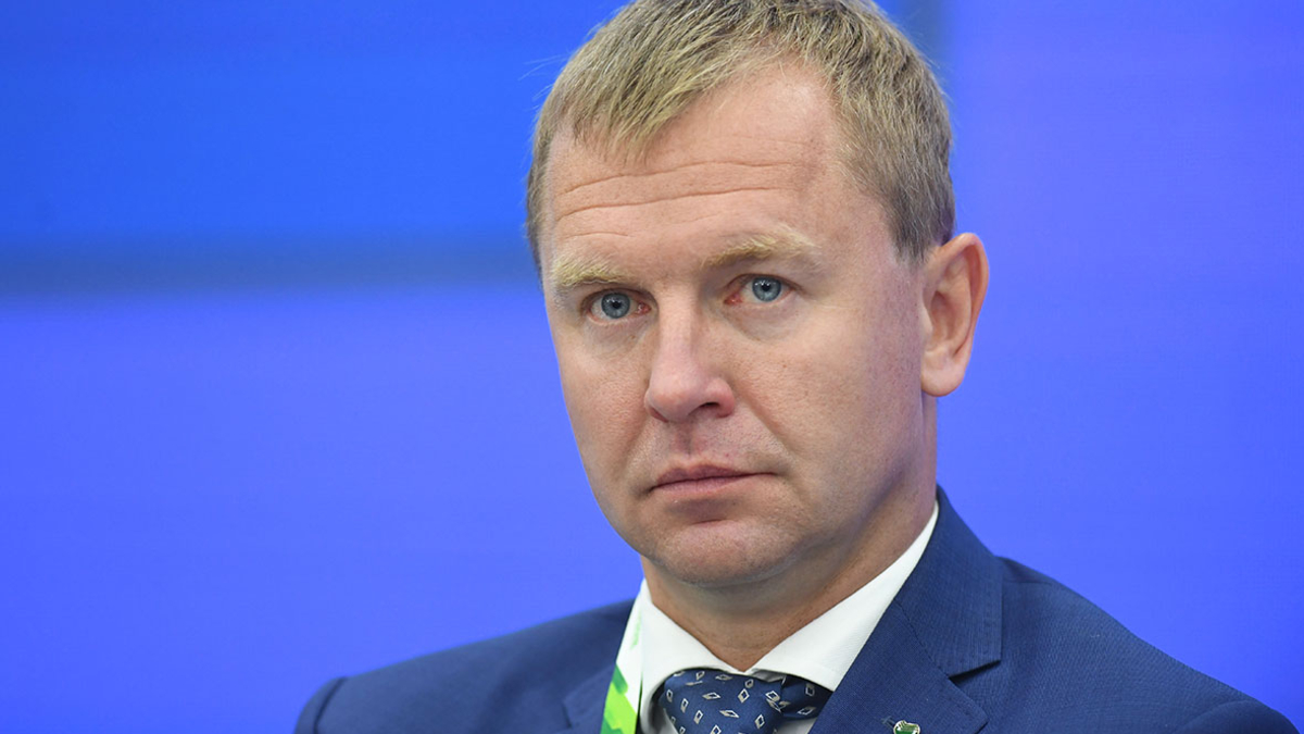 Анатолий Попов