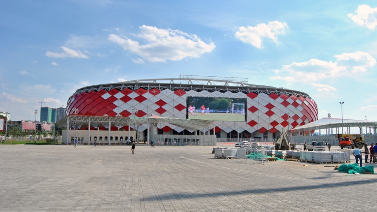 Внутри нового стадиона московского 