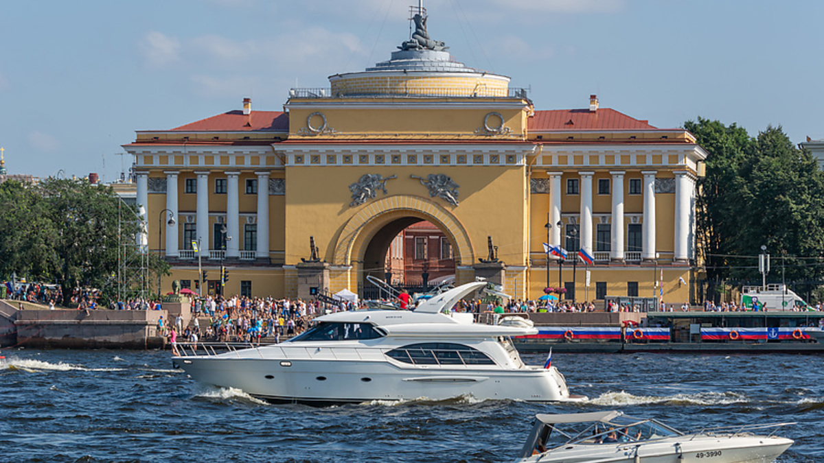 В Петербурге резко подешевели яхты и катера — РБК