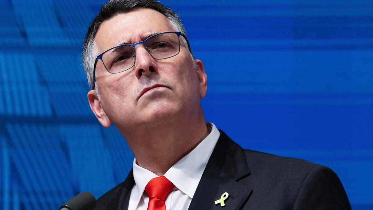 Гидеон Саар