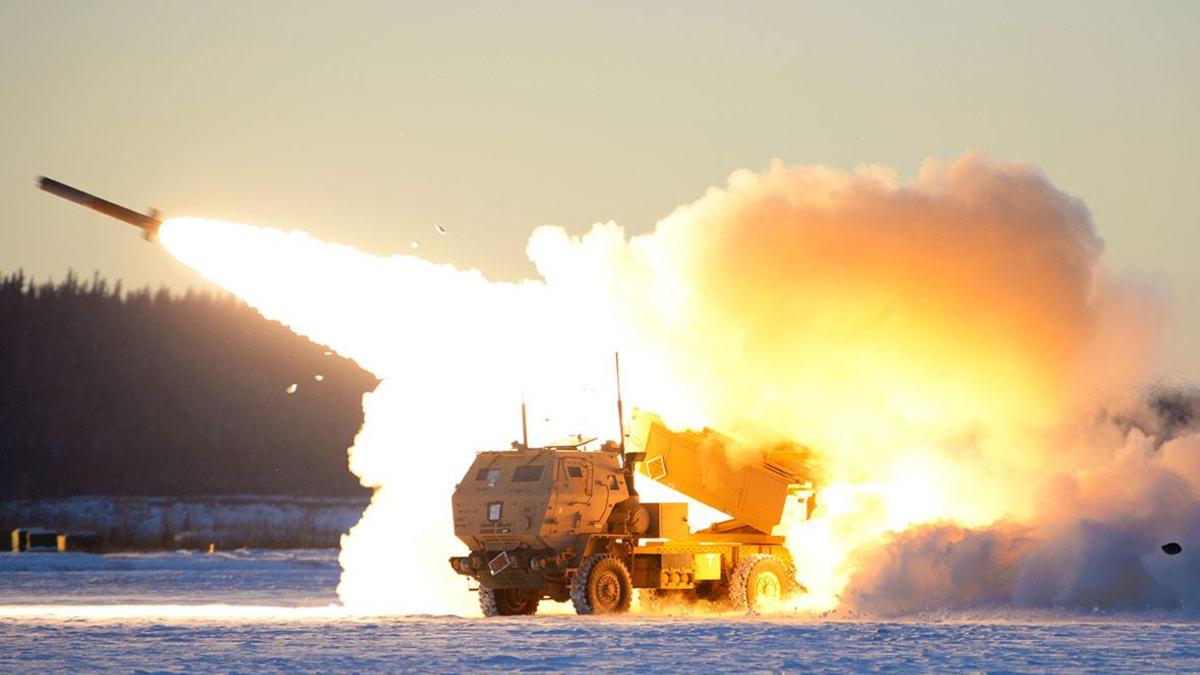 Минобороны сообщило об уничтожении двух боевых машин HIMARS — РБК