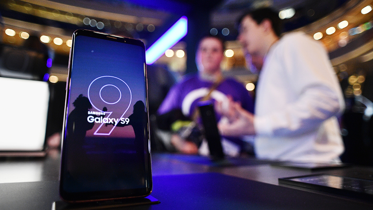 Смартфон Samsung Galaxy S9