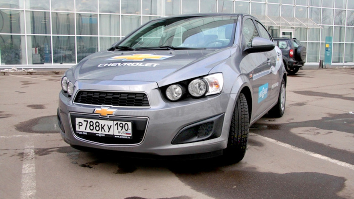 Тест-драйв Chevrolet Aveo: женский взгляд с пассажирского сиденья ::  Autonews