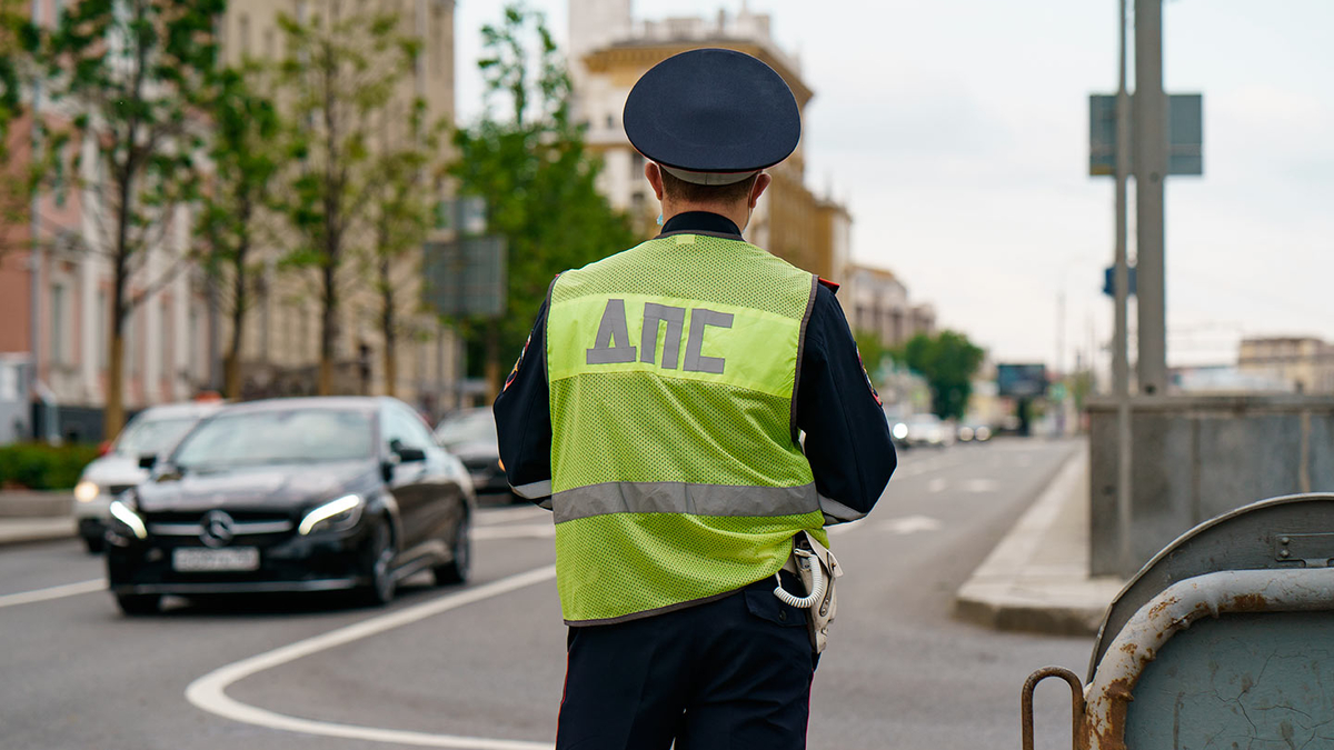 Остановят всех: где до конца праздников будут сплошные проверки ГИБДД ::  Autonews