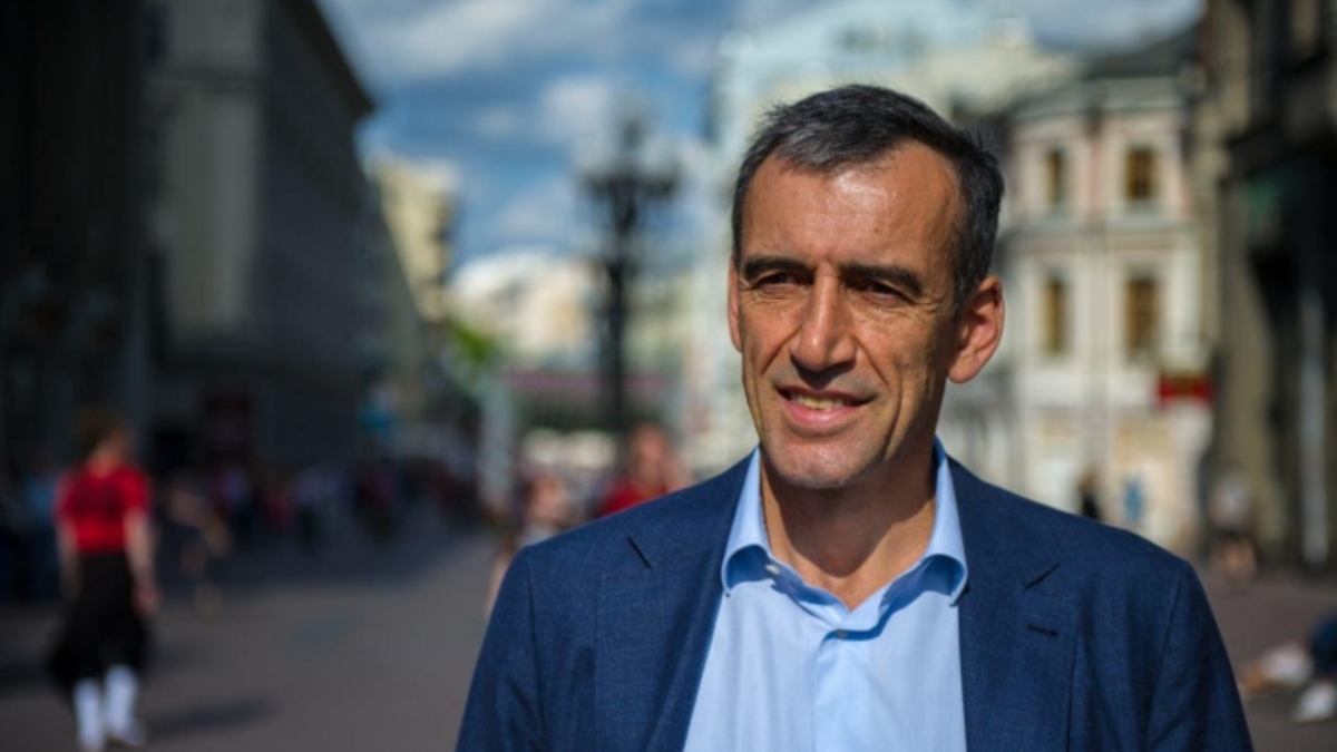 Николай Власенко